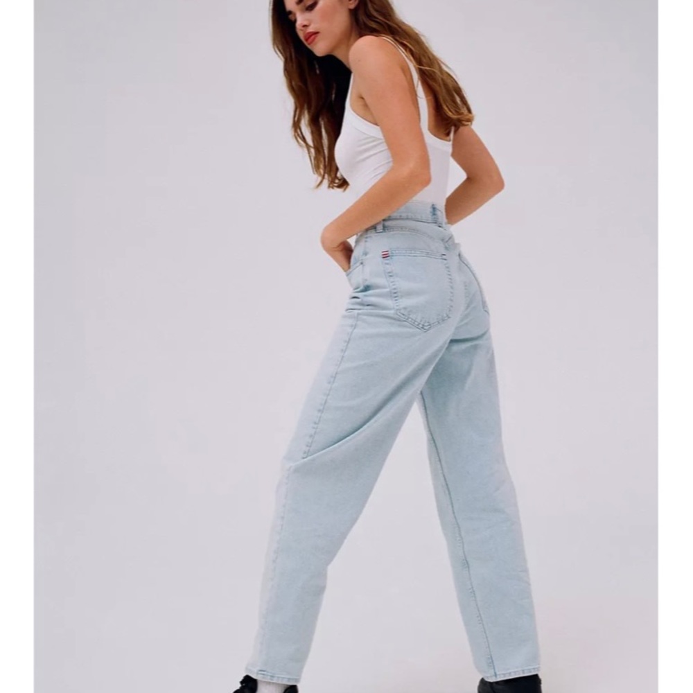 Sold Out BDG High Rise Baggy Jeans - size 27